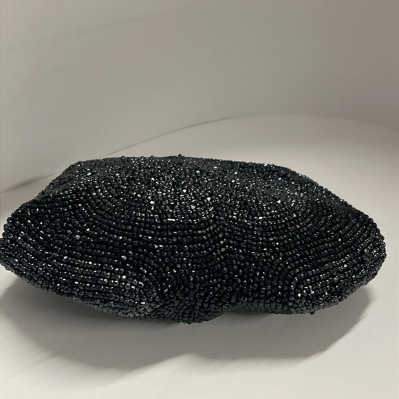 Microbeaded Charcoal Gray Kisslock Wallet - Made in Belgium - Picture 3 of 6